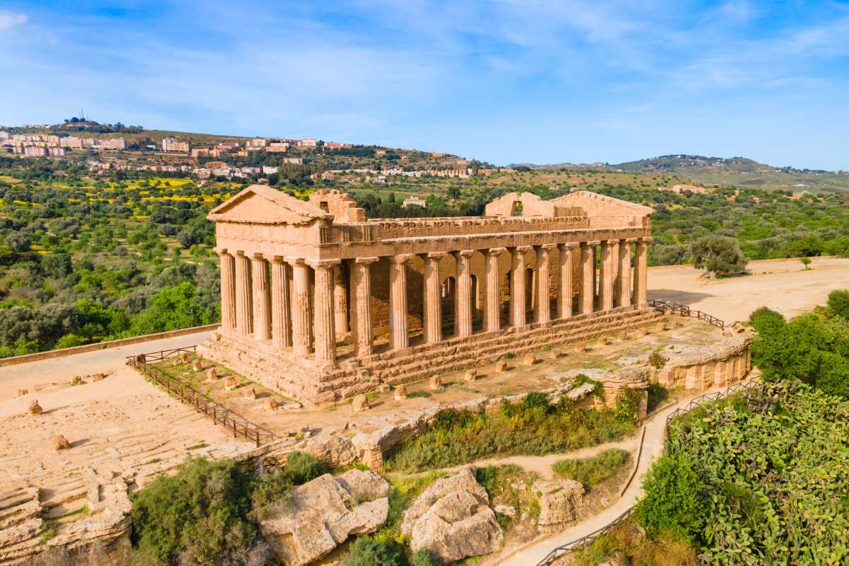 Tempio della Concordia all'interno della Valle dei Templi